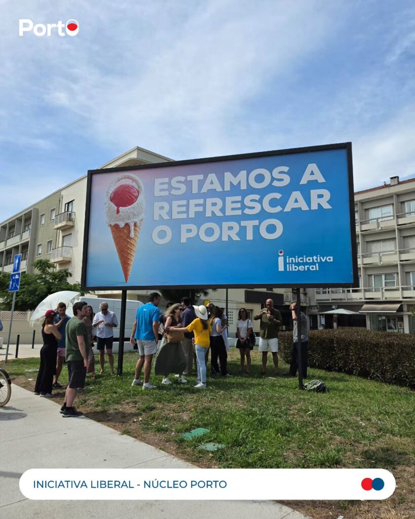Outdoor «Refrescar o Porto» leva mensagem liberal à Avenida da Boavista, imagem 6 de 6